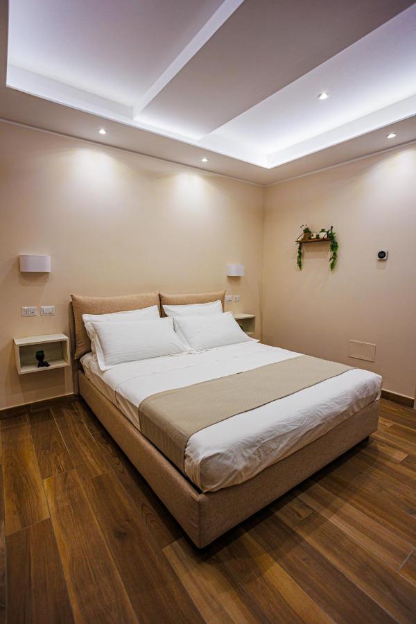 Peca'S Room เนเปิลส์ ภายนอก รูปภาพ