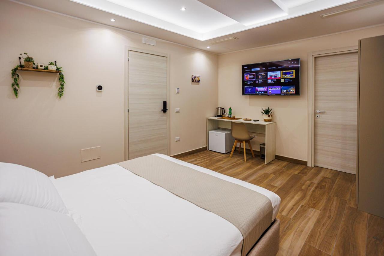 Peca'S Room เนเปิลส์ ภายนอก รูปภาพ