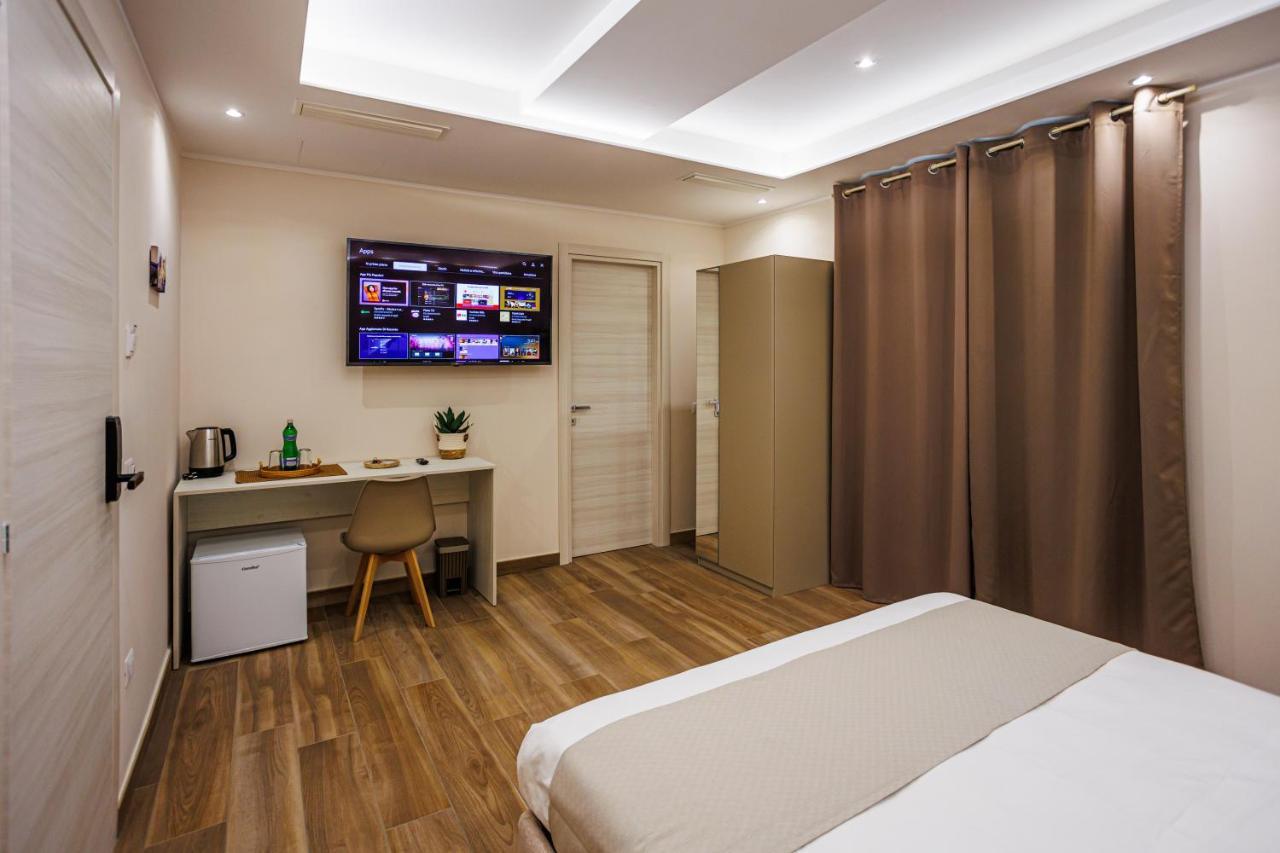 Peca'S Room เนเปิลส์ ภายนอก รูปภาพ