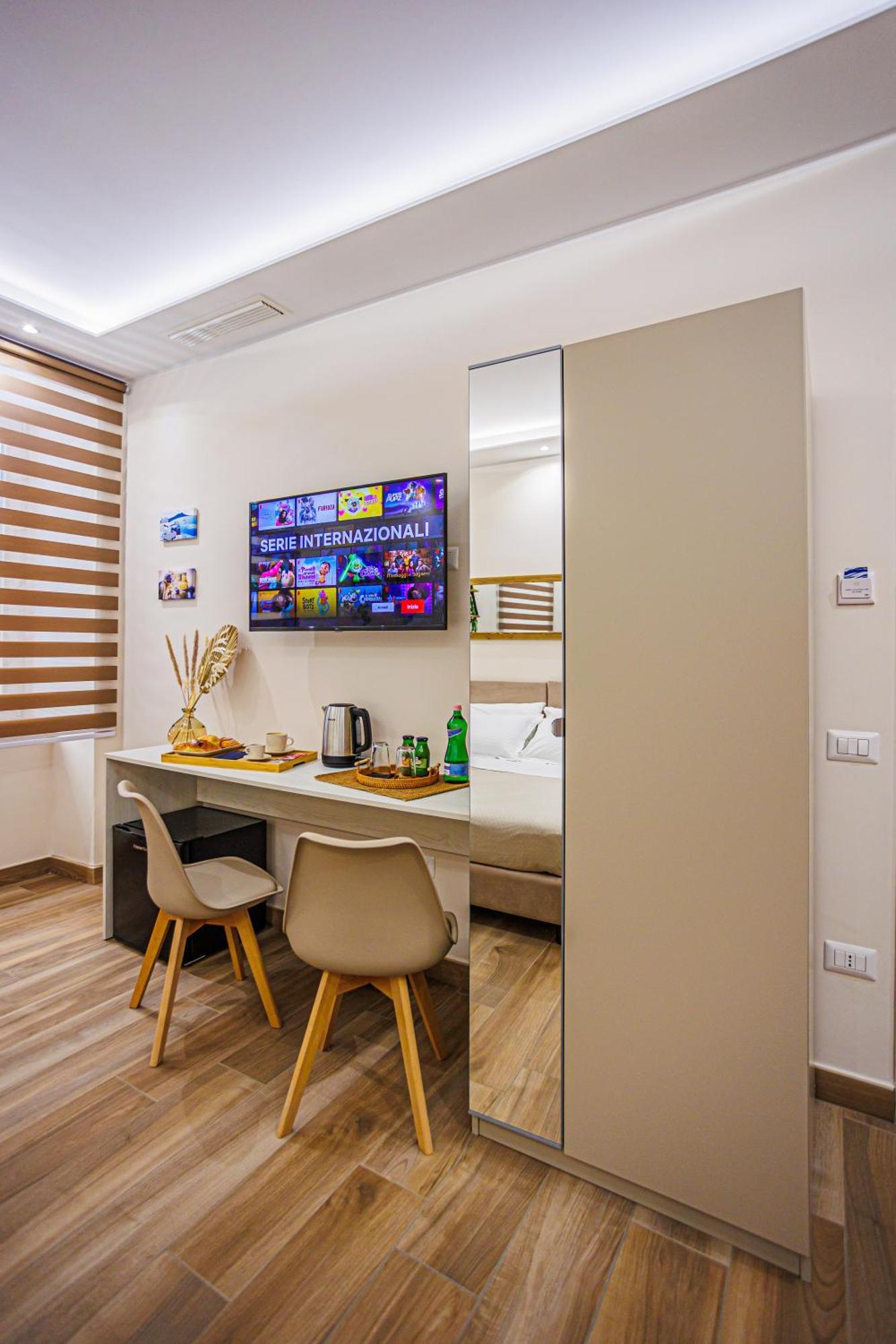 Peca'S Room เนเปิลส์ ภายนอก รูปภาพ